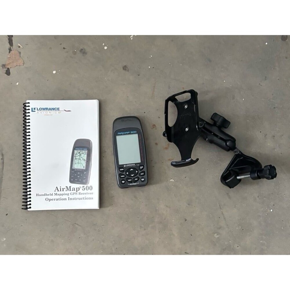 Lowrance Avionics AirMap 500, Holder and Manual